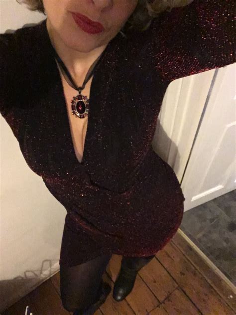 Tinder Girl On Twitter Time To Get My Christmas Sparkle On T