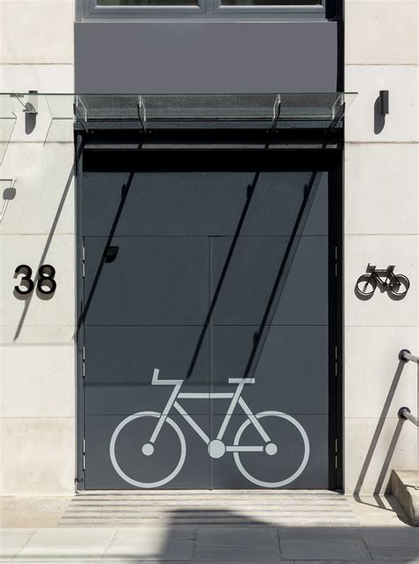 Kings Court, Communal ‘End of Trip’ Facilities – Estates & Agency Group