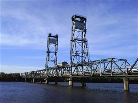 Hexham Bridge, Hexham, NSW, Australia - Vertical Lift Bridges on ...