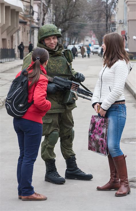 Вежливые Люди Фото – Telegraph