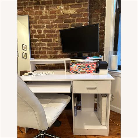 White Desk With Drawers - AptDeco