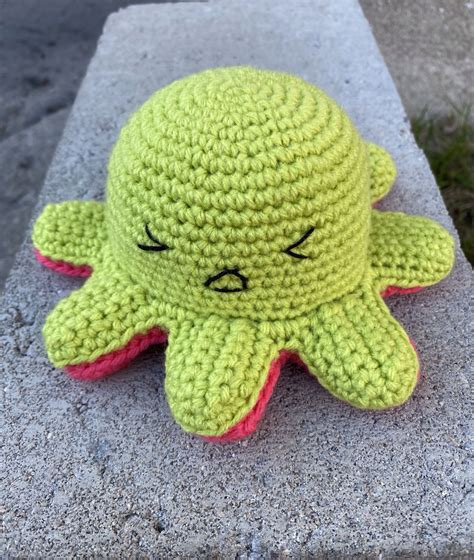 Reversible Octopus Crochet Pattern