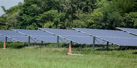 Cómo Poner Placas Solares En Un Terreno