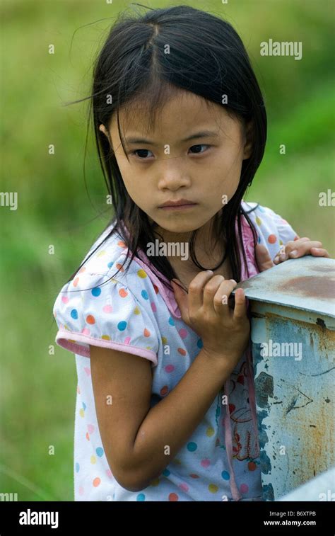 Little Vietnamese Girl Vietnam Hi Res Stock Photography And Images Alamy