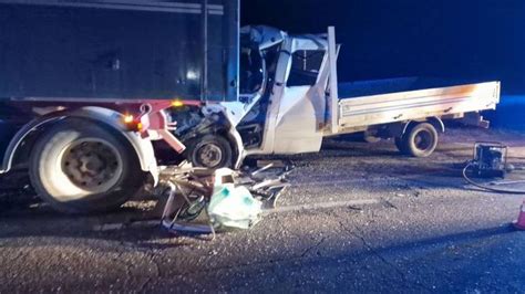 Accident Tragic La Ialoveni Un Ofer A Decedat Dup Ce A Intrat Cu