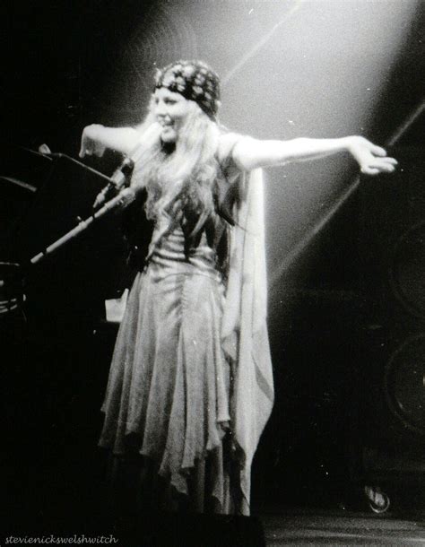 Stevie Nicks Fleetwood Mac One Of My Favorite Outfits Stevie Nicks Stevie Stevie Nicks