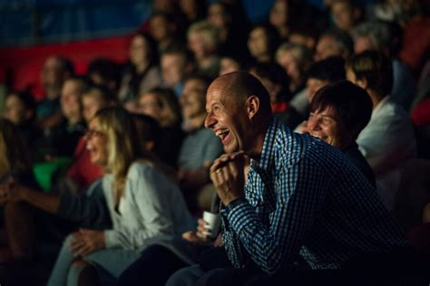 T Den Kultury Na Vala Sku Zah Jil Cirk La Putyka Tydenkultury Cz