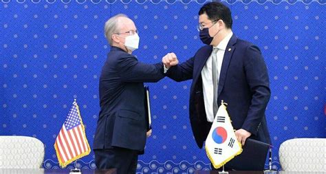 Us And South Korea Sign Military Cost Sharing Deal After Years Of