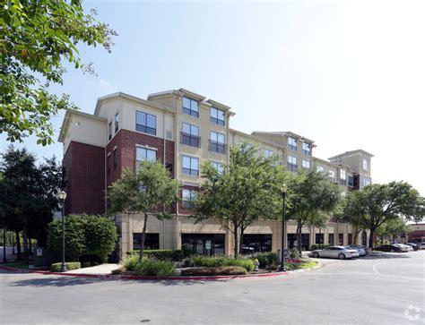 Elan at Bluffview Apartments - Dallas, TX | Apartment Finder