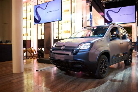 Photos And Vidéos La Fiat Panda Trussardi Sembourgeoise à Milan