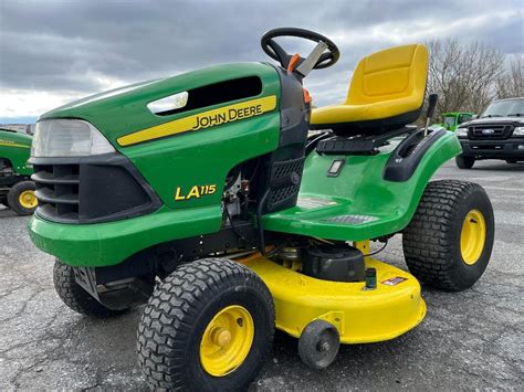 John Deere La115 42 Hydrostatic Riding Mower Live And Online Auctions On