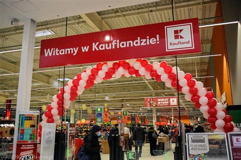 Galeria Mozaika Przy Ul Wielickiej I Kaufland Przy Kapelance W