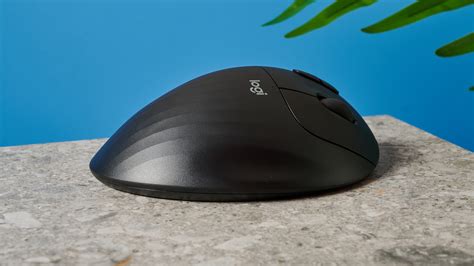 Logitech Ergo M575 review | Tom's Guide