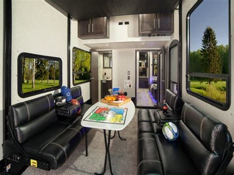 Diesel Toy Hauler Motorhome