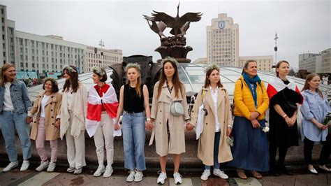 Belarus opposition protests begin amid heavy police presence | CNN