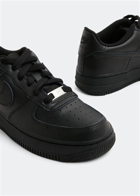 Nike Air Force 1 LE sneakers for Boy - Black in UAE | Level Shoes