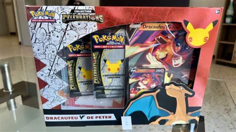 Pok Mon Coffret Dracaufeu V De Peter Celebrations Ans Scell Neuf Fr