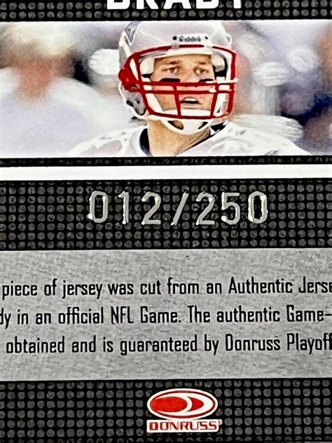 2008 Leaf Tom Brady Statistical Standouts Materials Jersey 12 250 Game