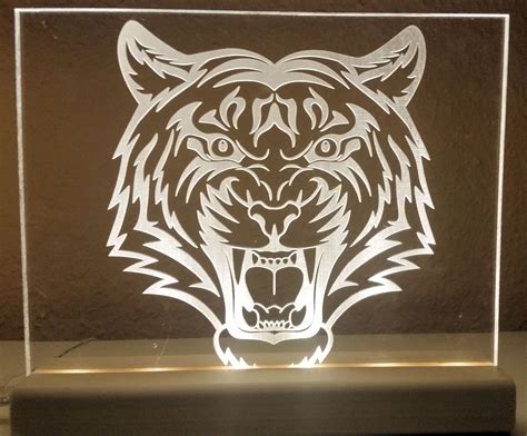 Gravure Laser Dimage Acrylique Avec Led Comme Votre Propre Motif