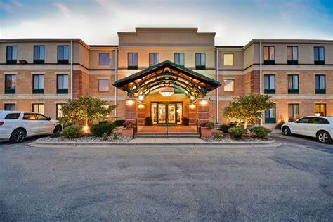 Staybridge Suites Middleton/Madison West- Middleton, WI Hotels- Tourist ...