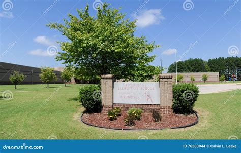 Rivercrest Elementary School Wide Angle Bartlett Tennessee Editorial