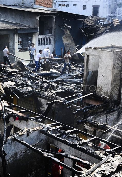 Kebakaran Rumah Antara Foto