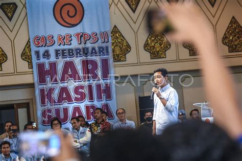 Gibran hadiri silaturahmi nasional relawan Prabowo-Gibran | ANTARA Foto