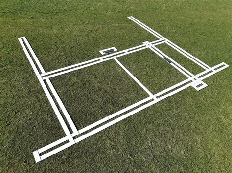 CuratorMate Cricket Crease Marking Frame Stencil - Garden Imports UK Ltd.