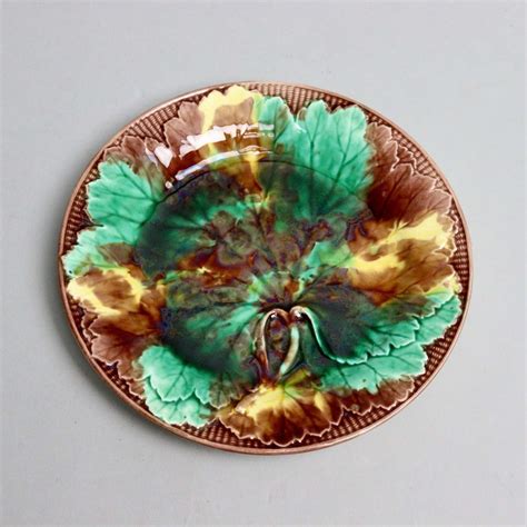 Wedgwood Majolica Cabbage Plate