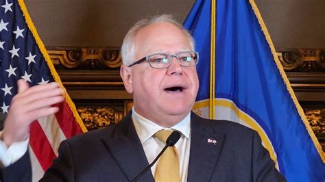 Who Is Tim Walz Things To Know About Kamala Harriss Choice For Vice President Cbc News