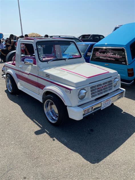 Suzuki Samurai Lowrider