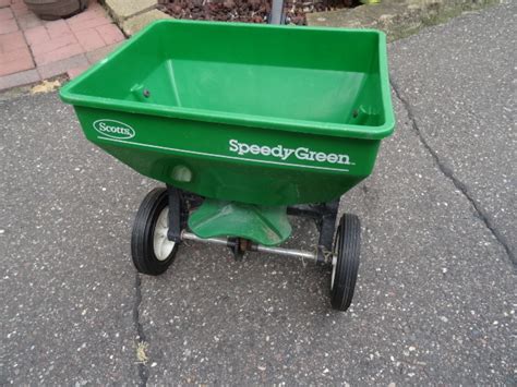 Scotts Speedy Green 1000 Spreader Springfield Iucn Water