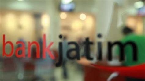 Sejumlah Direksi Bank Jatim Borong Saham Bjtm