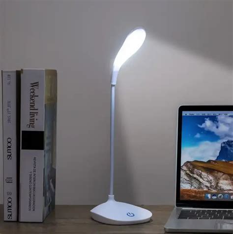 Lithium USB Rechargeable Flexible Table Lamp 6500 K Natural White At