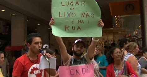 G1 Moradores De Sorocaba Protestam Pela Falta De Coleta De Lixo Na