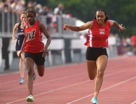 Ecc Track And Field Athletes Earn Awards