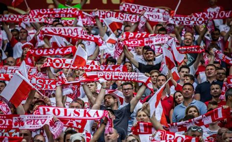 Piątek mógł być świętem polskiego kibica Polscy siatkarze wygrali 3 0