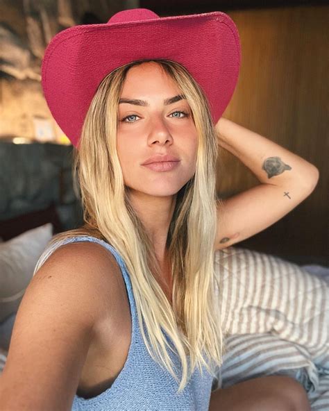 Giovanna Ewbank Mostra Album De Fim De Semana No Rancho A Fam Lia