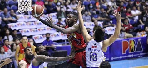 San Miguel Survives Magnolia Fightback News Pba The Official Website