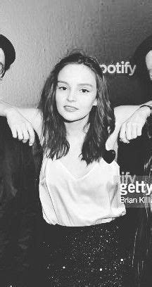 Pin By Andi RV On Lauren Mayberry CHVRCHES Lauren Mayberry Lauren