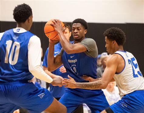 Kendric Davis Scores 22 To Lead Memphis Basketball To Exhibition Win