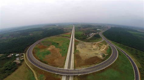 Ecuador Crea La Autopista M S Moderna Del Pa S El Anillo Vial De