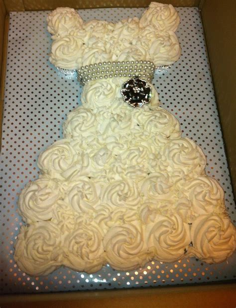 Bridal Shower Pull Apart Cupcake Cake Created By Daisycakes By Beth