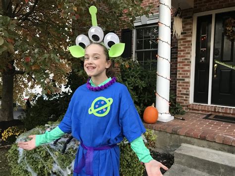 How to Make a DIY Toy Story Alien Costume - Classy Mommy