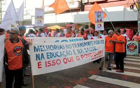 Veja Fotos Dos Protestos Pelas Ruas De Manaus Nesta Quinta 11 Fotos