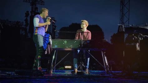 Coldplay Brought This Fan Onstage and He Crushed the Piano Like a Young God