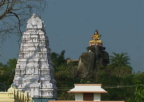 Gnana Saraswati Temple Basar Andhra Pradesh