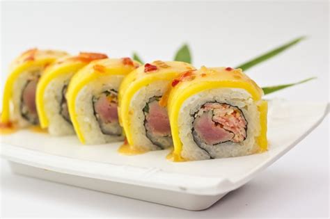 Cuántas piezas de sushi se come una persona Como Cocinar y Comer