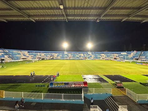 Así quedó la grama del Estadio Nacional Chelato Uclés tras dos días de