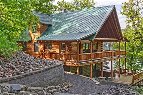 Luxury Log Cabin in the Woods on Skaneateles Lake in Skaneateles | Best ...